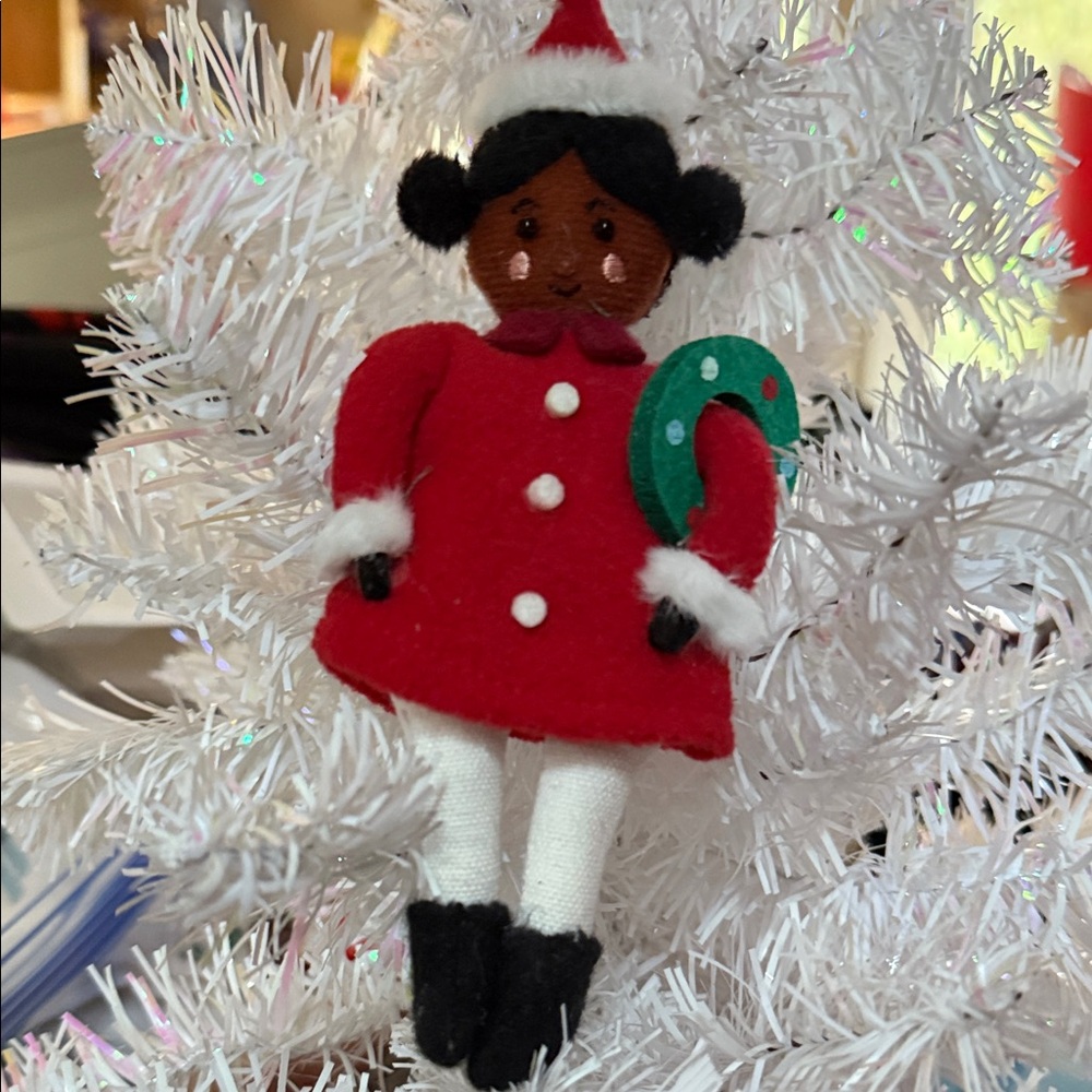 NWT 7” Little Girl with Wreath Festive Red Felt Christmas Ornament set of 5